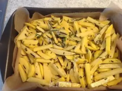 Make Rosemary baked potatoes step 3