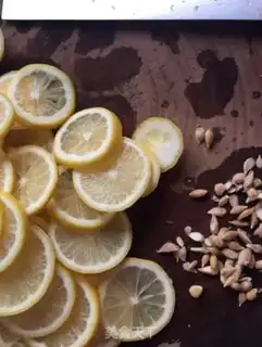 Make Honey lemonade step 4