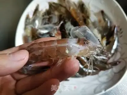 Make Garlic shrimp step 1