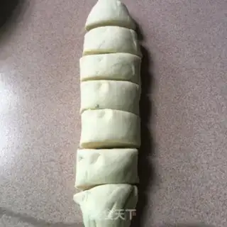 Make Creamed egg buns step 13