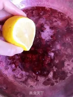 Make Homemade strawberry sauce step 5