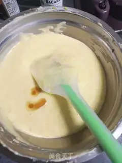 Make Strawberry yogurt cake step 6
