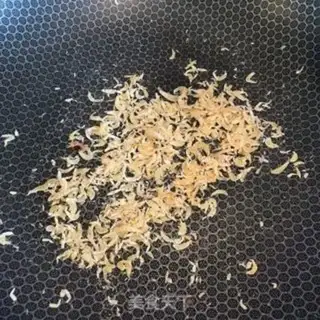 Make Shrimp onions spicer step 1