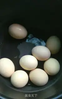 Make Eggs made from ground dishes step 1