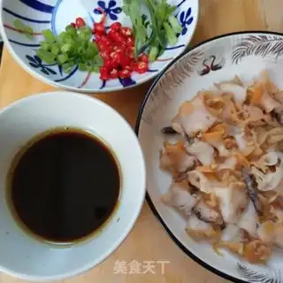 Make Sea conch noodles step 3