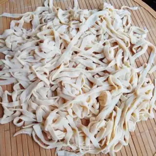 Make Sea conch noodles step 5