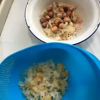 Make Silver ear lilies step 1