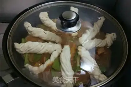 Make Potato chicken rolls step 14