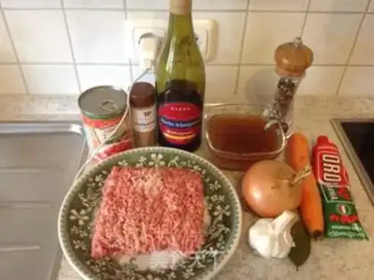 Make Bologna pasta step 0