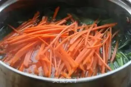 Make A spinach egg fan step 2