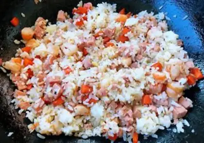 Make Pineapple shrimp fried rice step 6