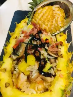 Make Pineapple seafood step 7