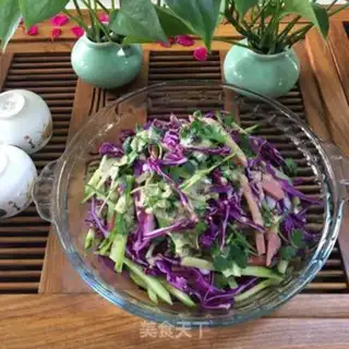 Make A vegetable salad at the mid-twenty step 6
