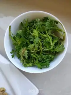 Make A chrysanthemum soup step 0