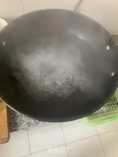 Make Bee buns step 1