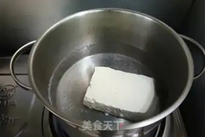 Make Soy sauce and tofu step 1