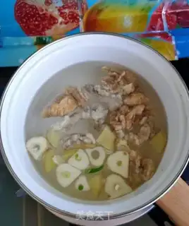 Make A chrysanthemum soup step 3