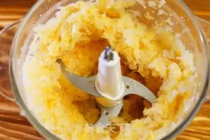 Make Northeast sour sauce step 6
