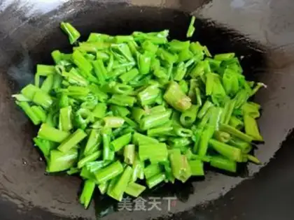 Make Scrambled eggs step 5