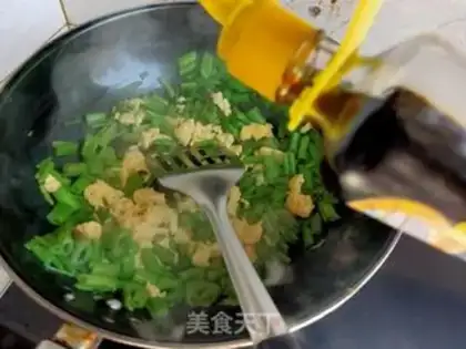 Make Scrambled eggs step 7