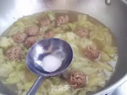 Make Big cabbage porkball soup step 6