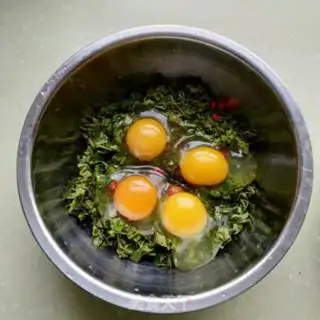 Make Fried eggs step 5