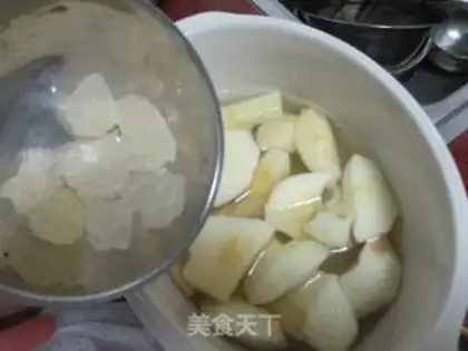Make Apple Lotus Silver Ears step 8