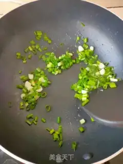 Make Pineapple rice step 1