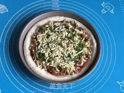 Make Super-fudge bottom chicken pizza step 12