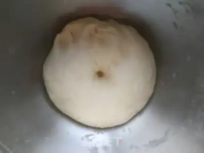 Make Chicken pizza in Orleans step 3