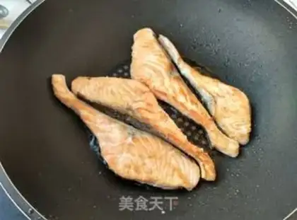 Make Fried salmon step 4