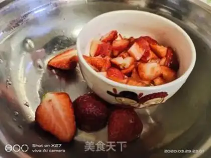 Make Strawberry roll step 10