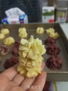 Make Soothing three-colored cookies step 11