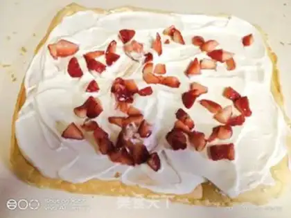 Make Strawberry roll step 13