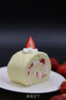 Make Strawberry roll step 17
