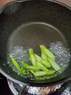 Make Fish sandwich step 3