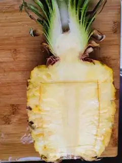 Make Pineapple squid fried rice step 0