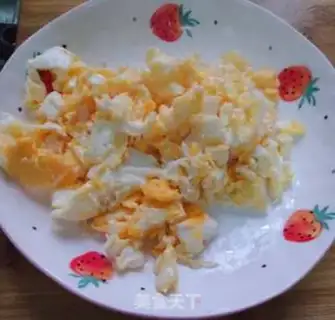 Make Pineapple squid fried rice step 2