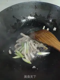 Make ♪ Winter bean dry fried meat ♪ step 5