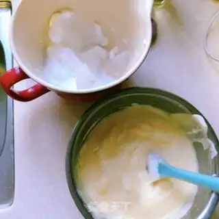 Make Cheese-flowing macaroni cake step 10