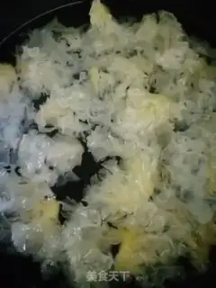 Make Silver ear soup step 2