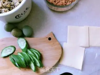 Make Quinoa eggburger step 1
