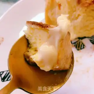Make Cheese-flowing macaroni cake step 27