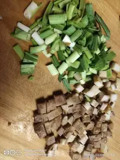 Make Five flowers for Dutch beans step 0