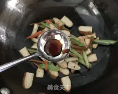 Make Five flowers for Dutch beans step 3