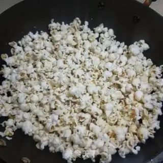 Make Sweet popcorn step 6
