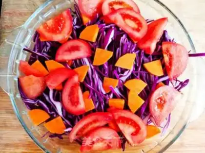 Make Purple tomato salad step 4