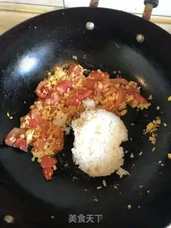 Make Cinnamon tomato fried rice step 3