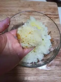 Make Pineapple silver ear soup step 1