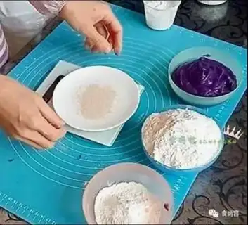 Make Potato mashed ham and buns step 1